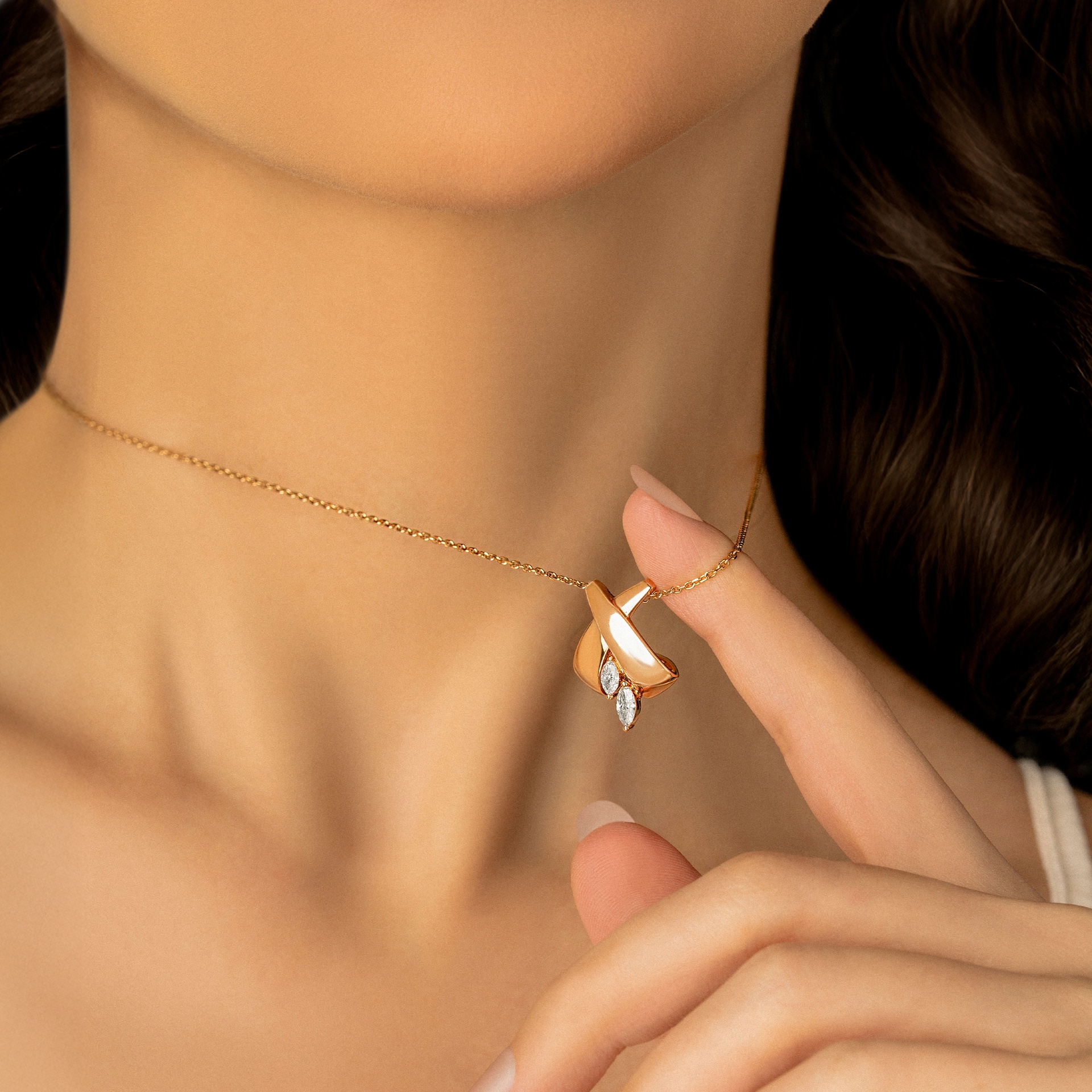 LUST PENDANT