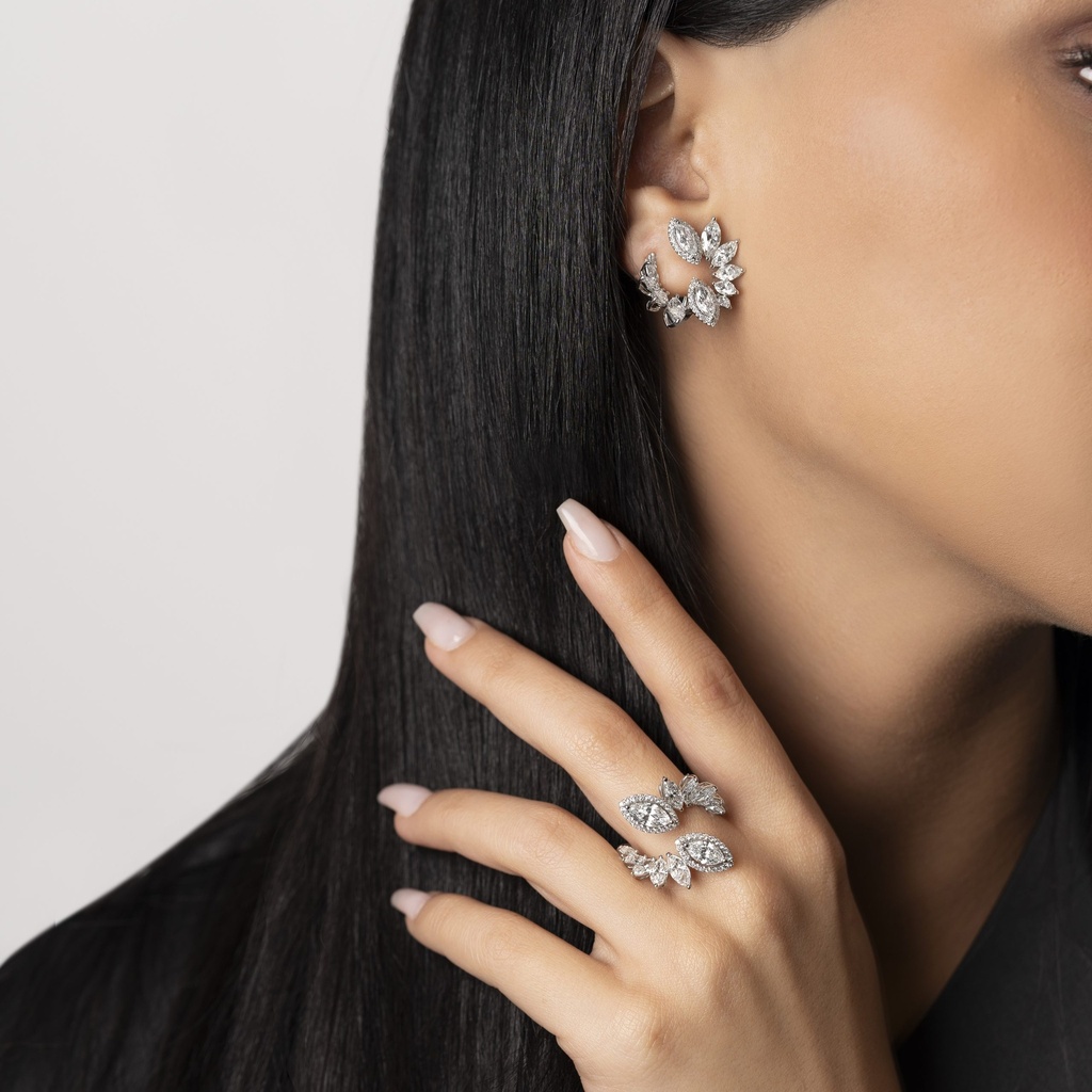HIGH JEWELRY EARRING