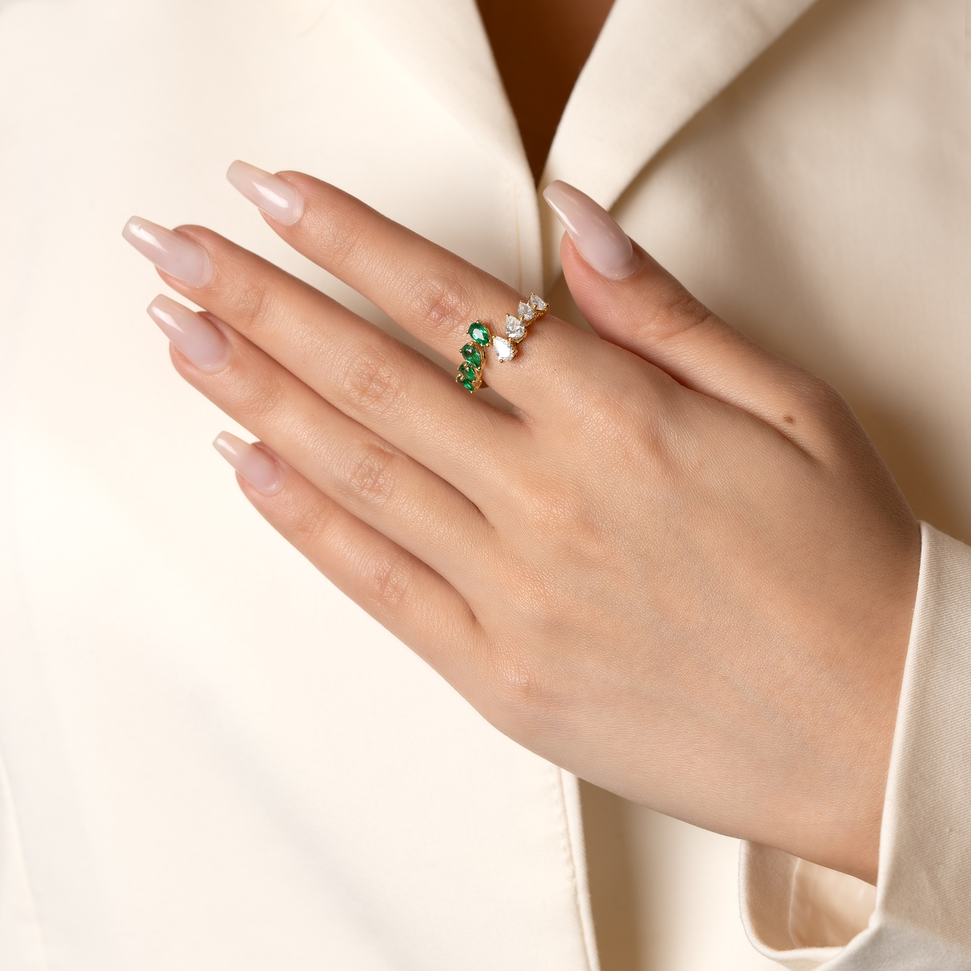 HIGH JEWELRY RING