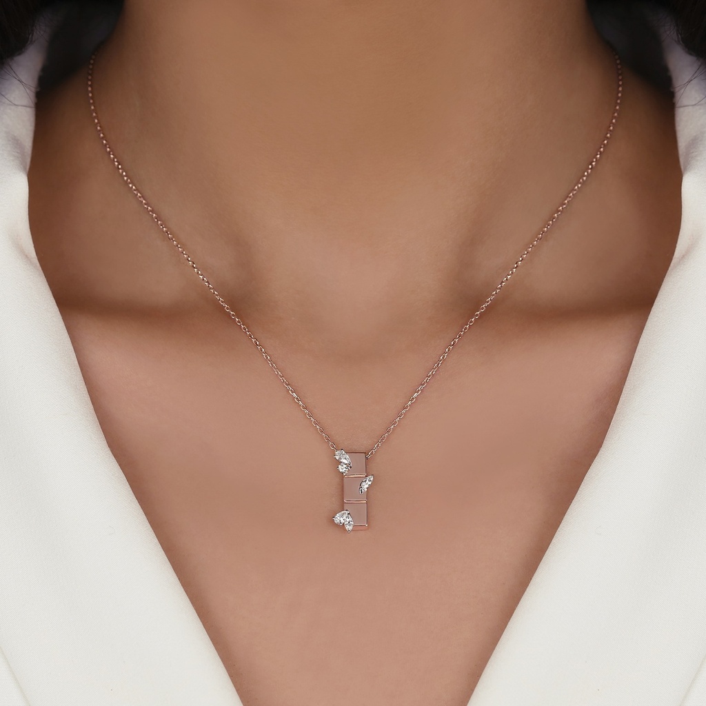 Lust Pendant 2