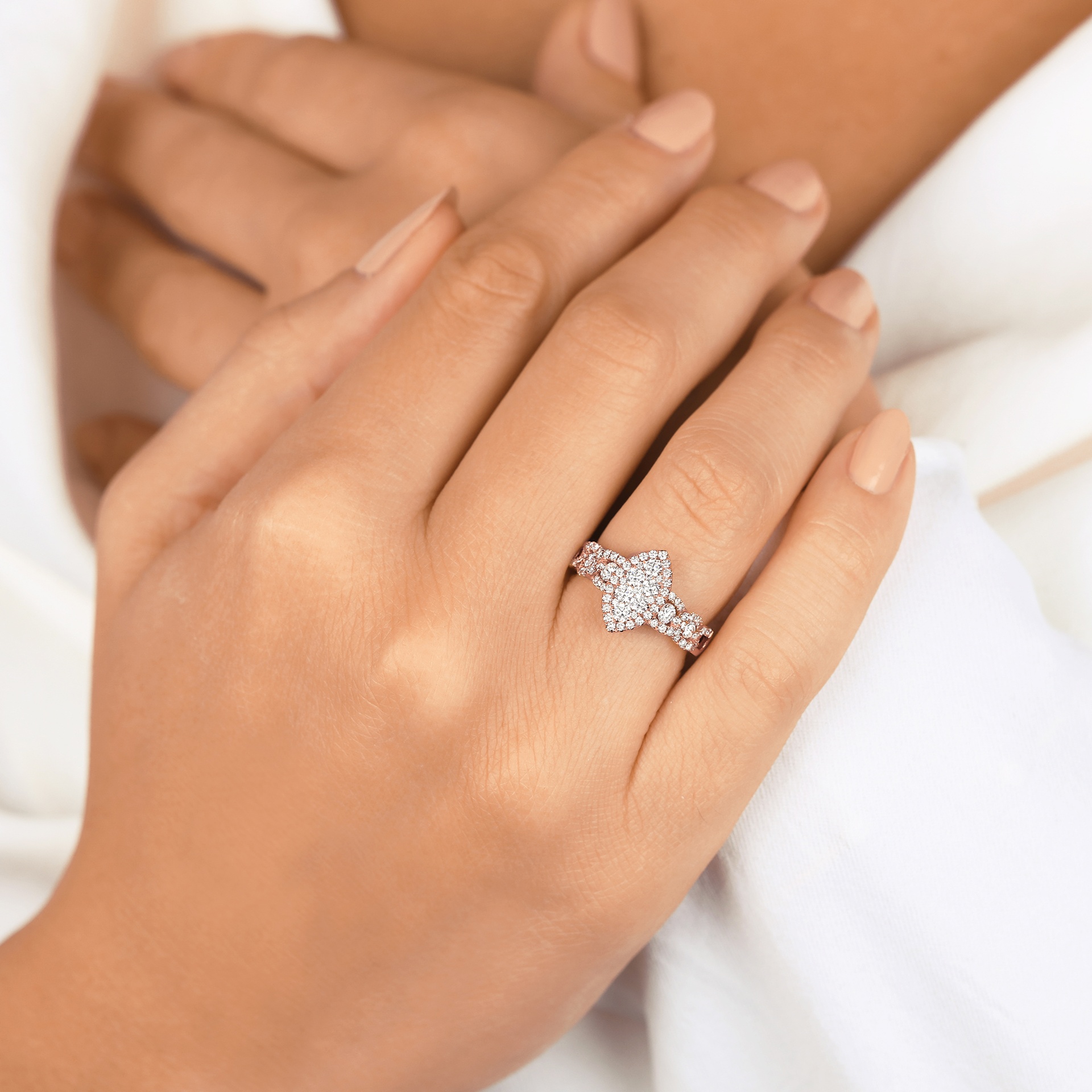 STELLAROSA RING