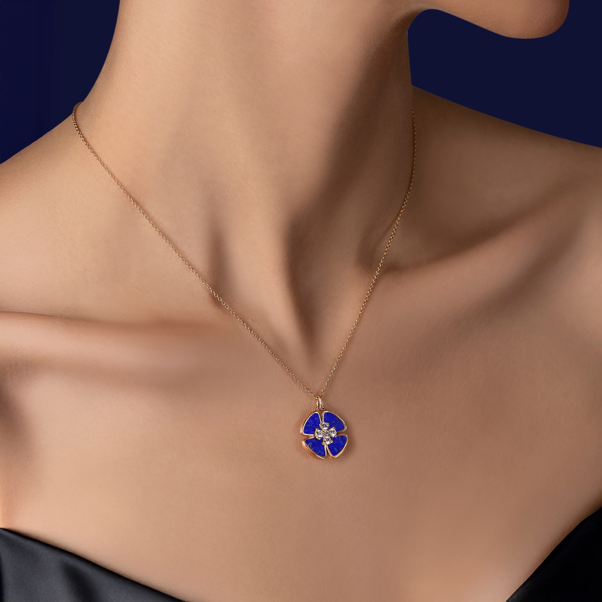 EVERBLOOM PENDANT (Medium Size)