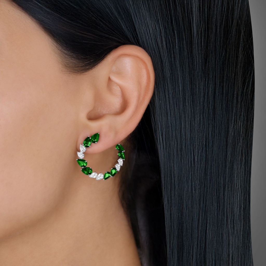 HIGH JEWELRY EARRING