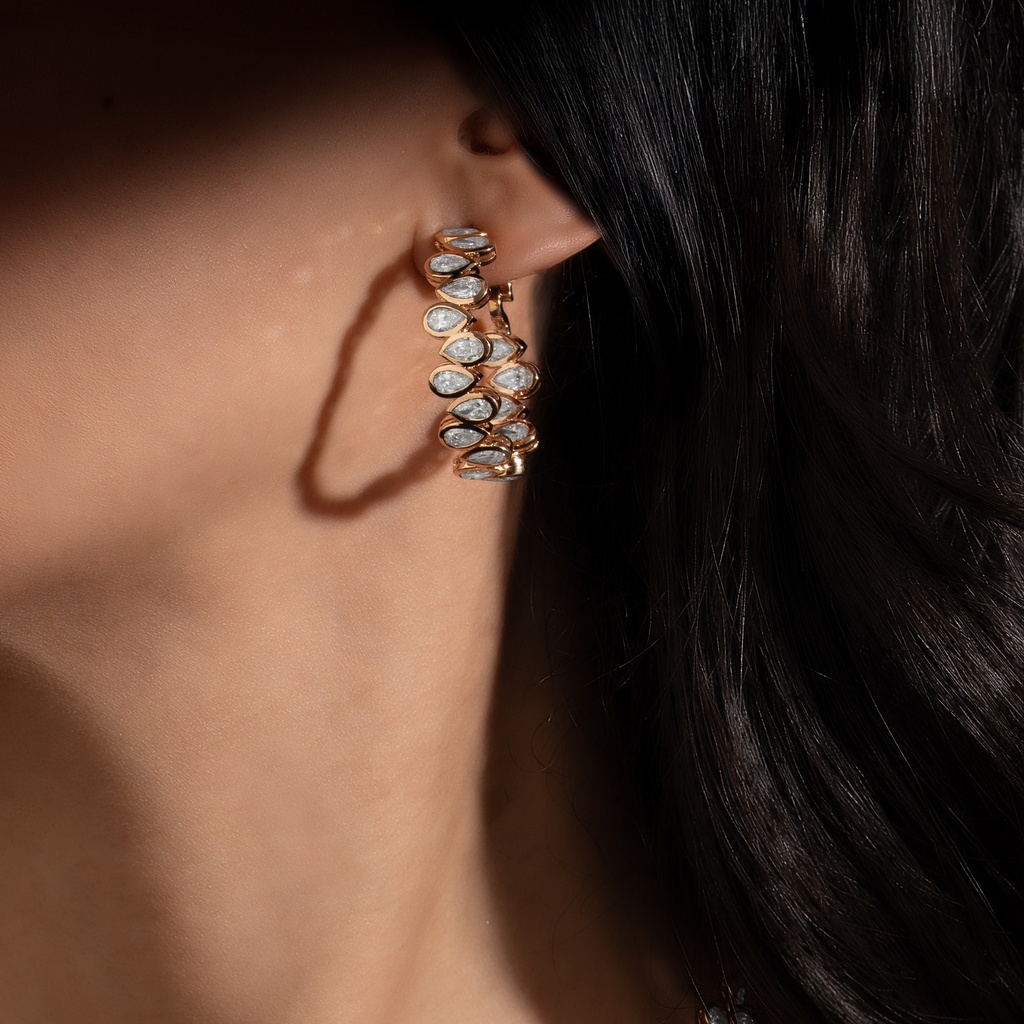 HIGH JEWELRY EARRING