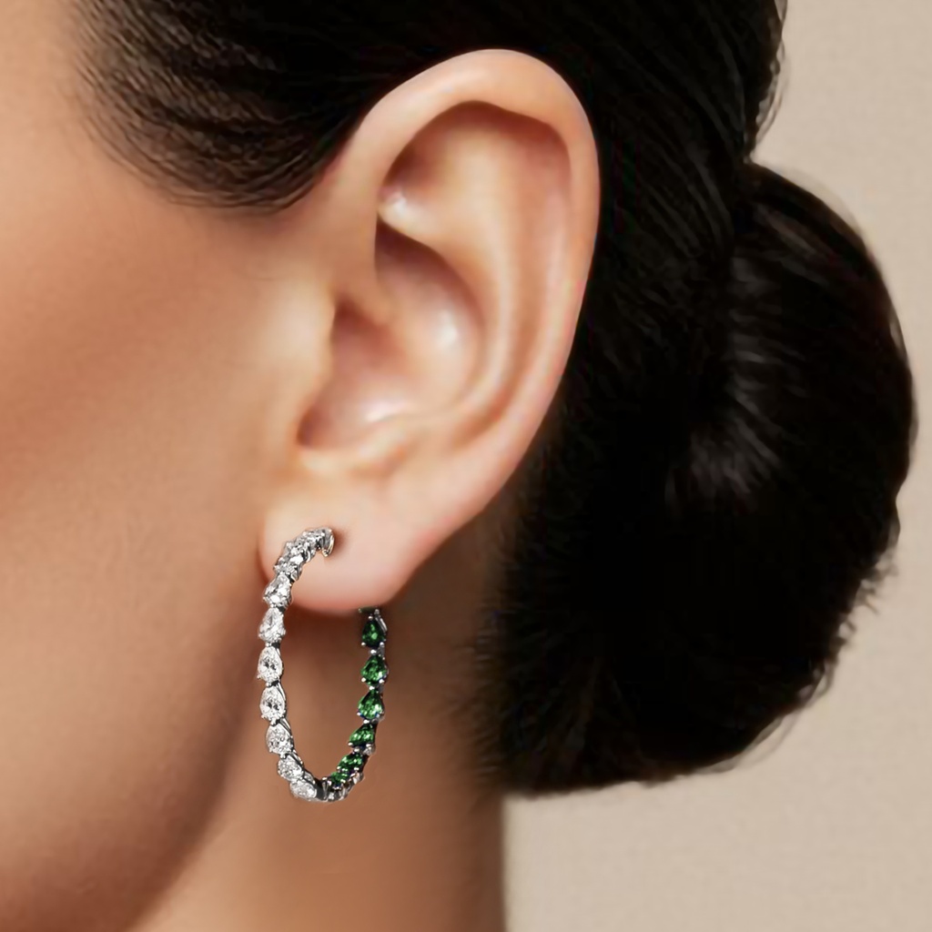 HIGH JEWELRY EARRING