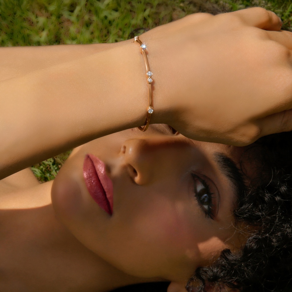 LUSSO BANGLE