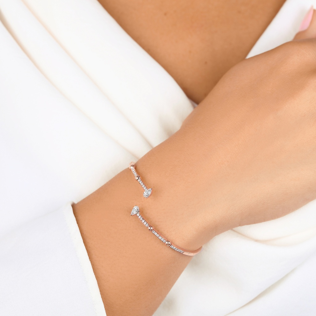 LUSSO BANGLE