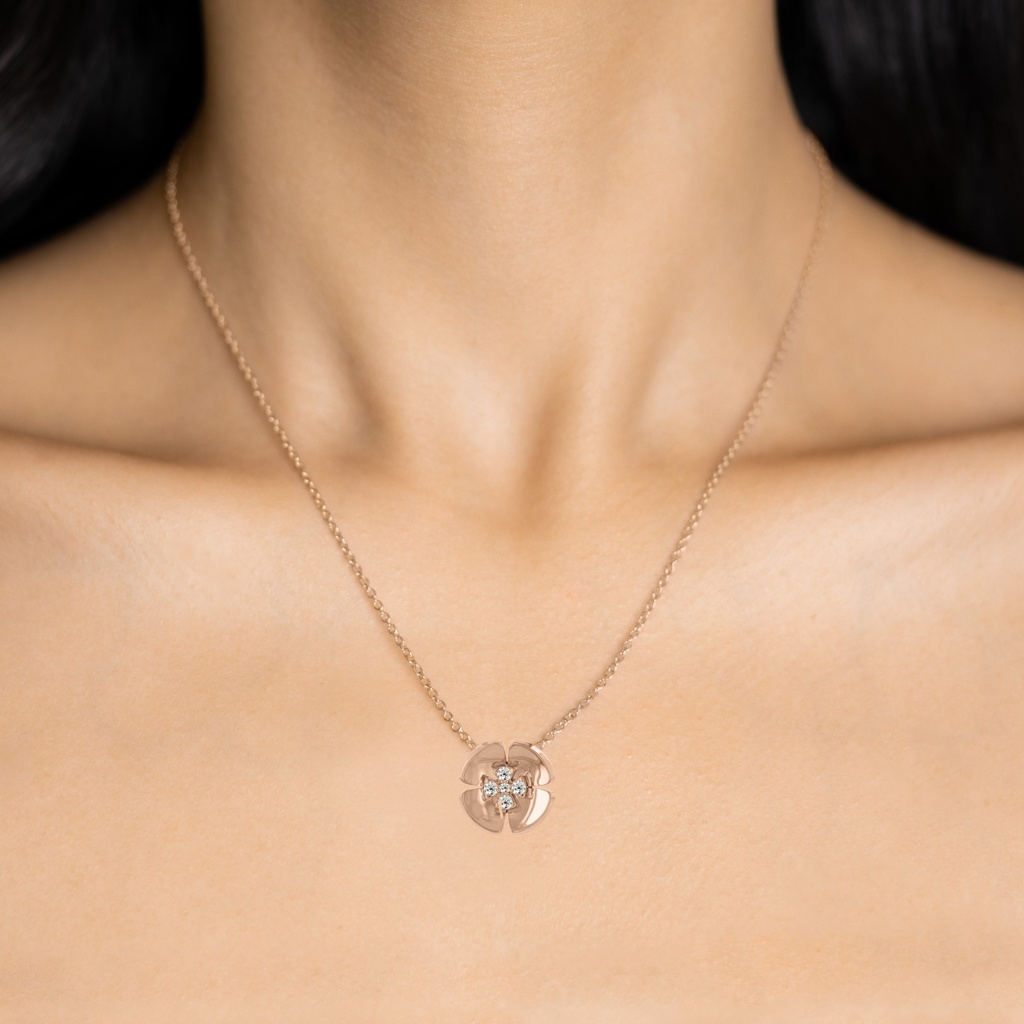 EVERBLOOM PENDANT