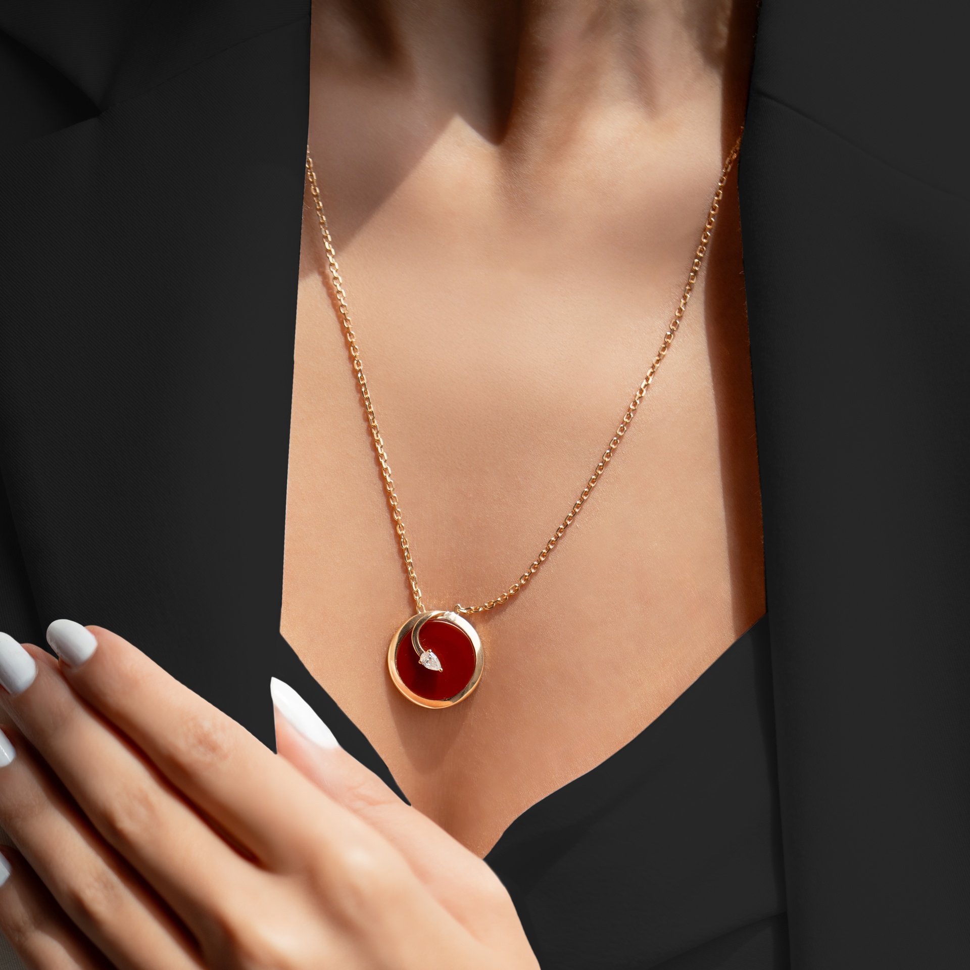 CODA di LEONE PENDANT (Medium Size)