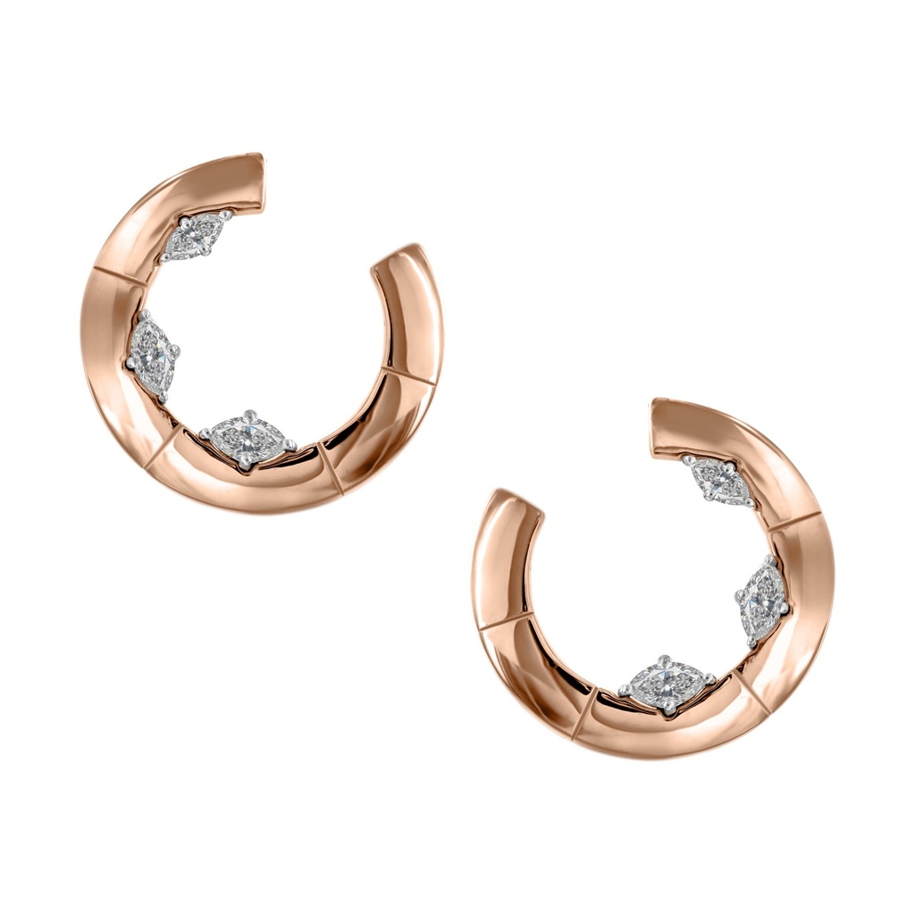 LUST EARRING