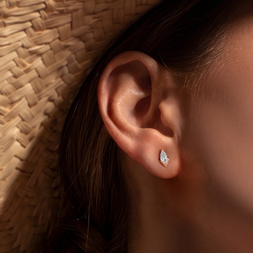 LUSSO EARRING