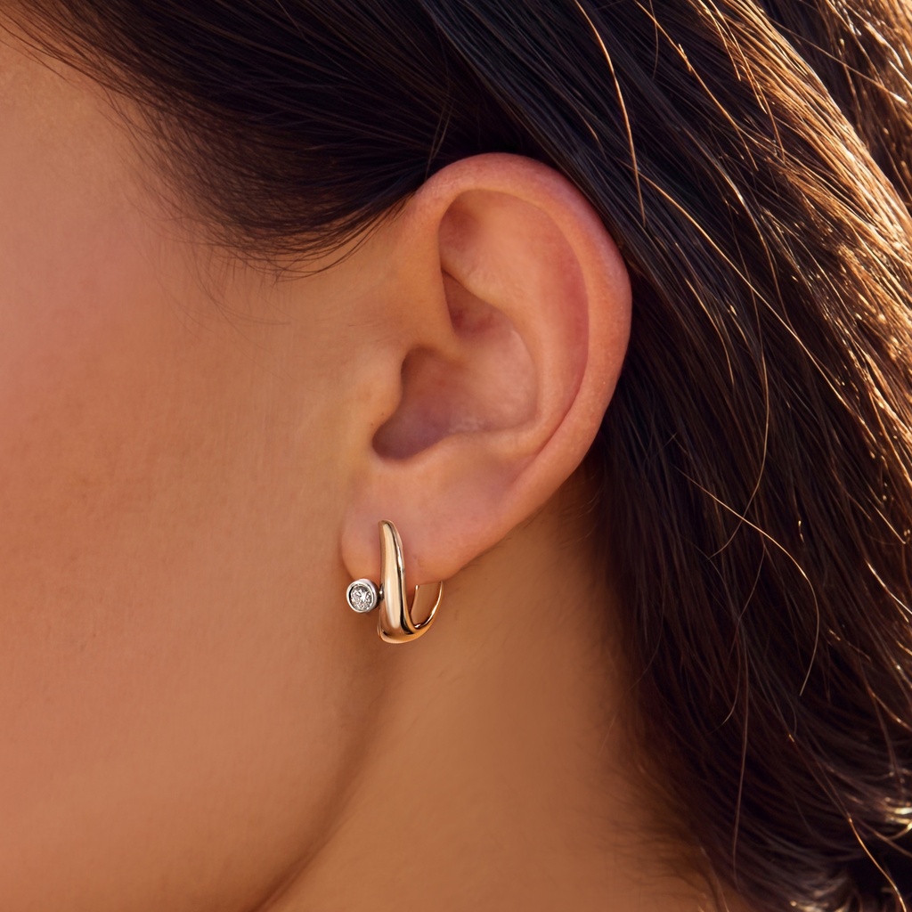 LUST EARRING