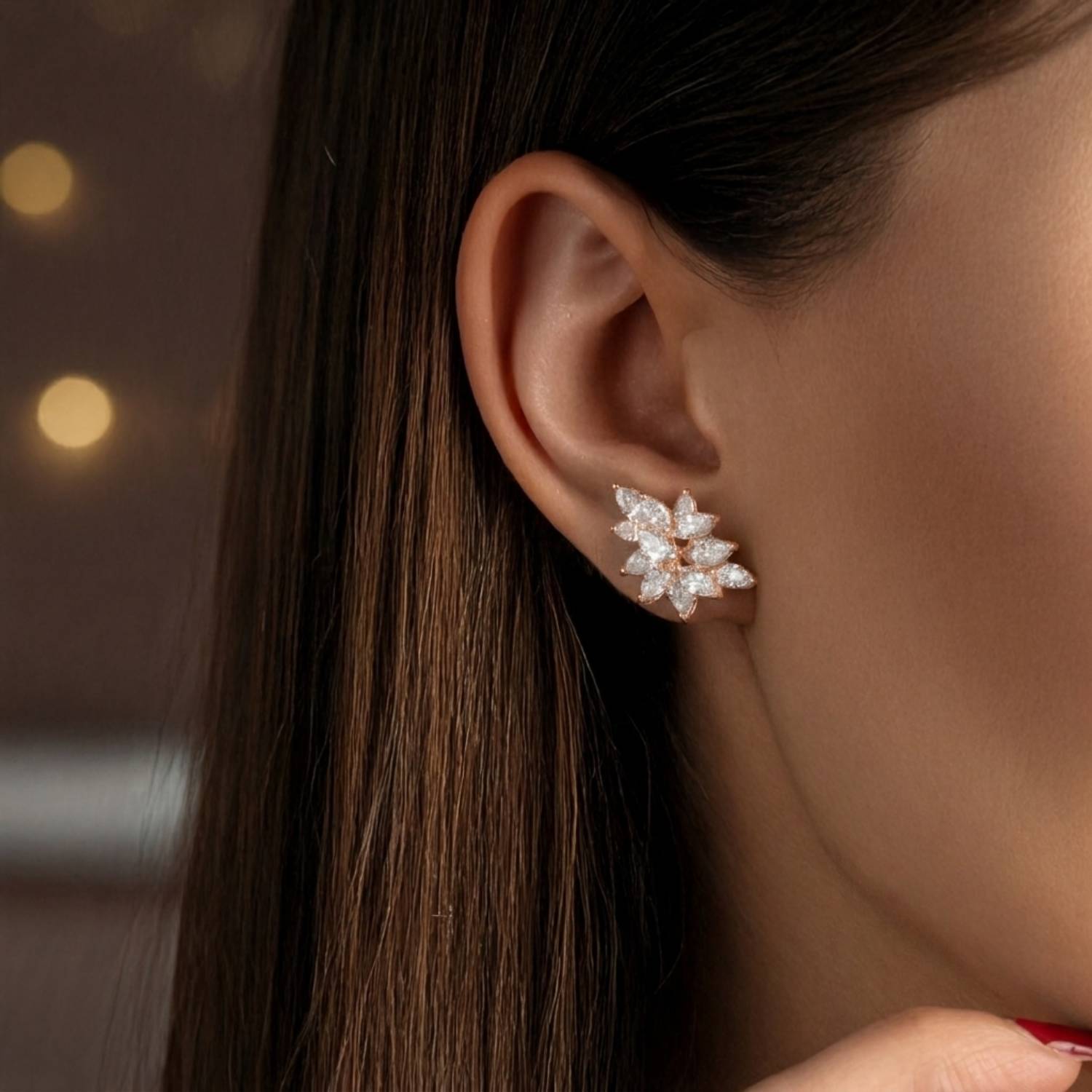 HIGH JEWELRY EARRING