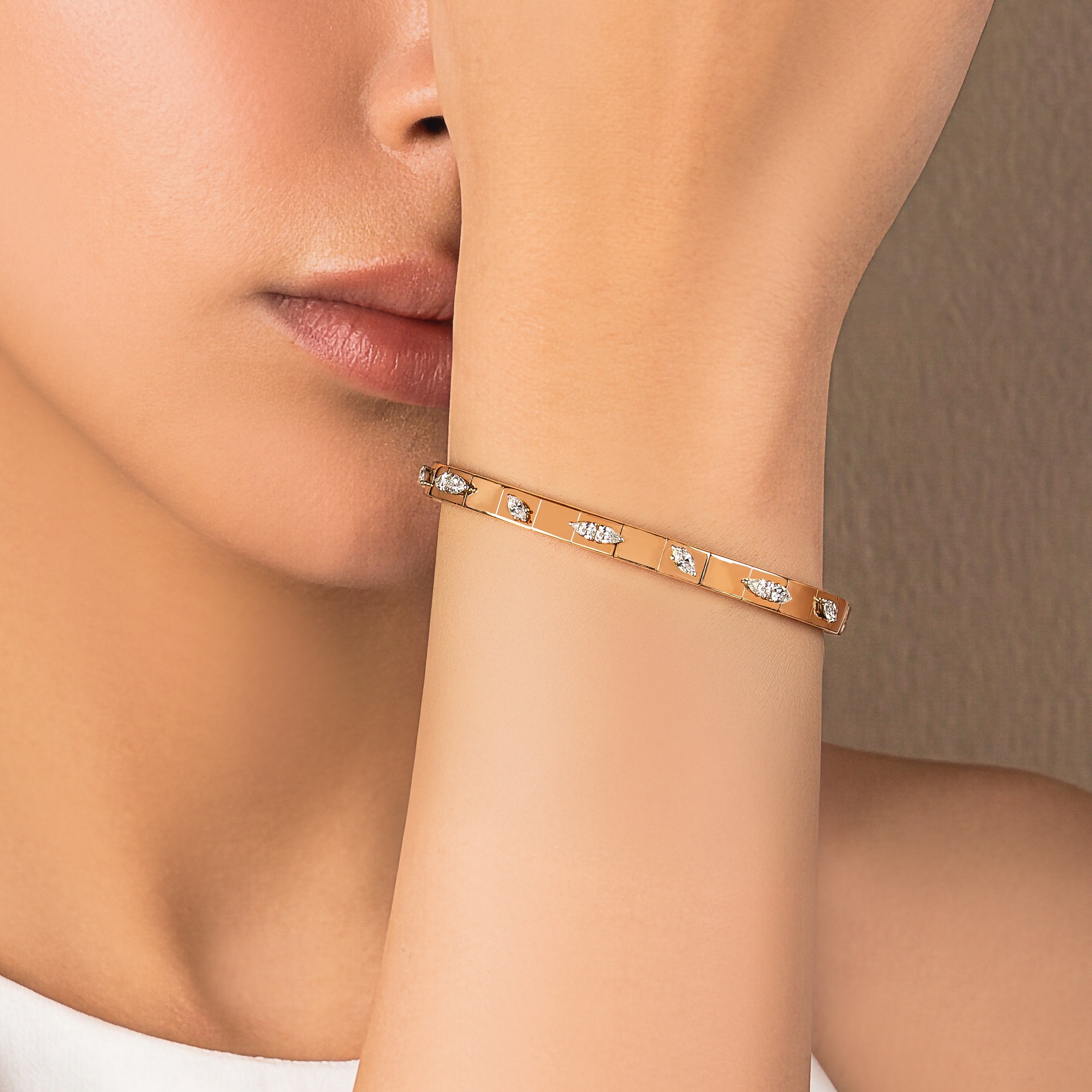 Lust Bangle 2