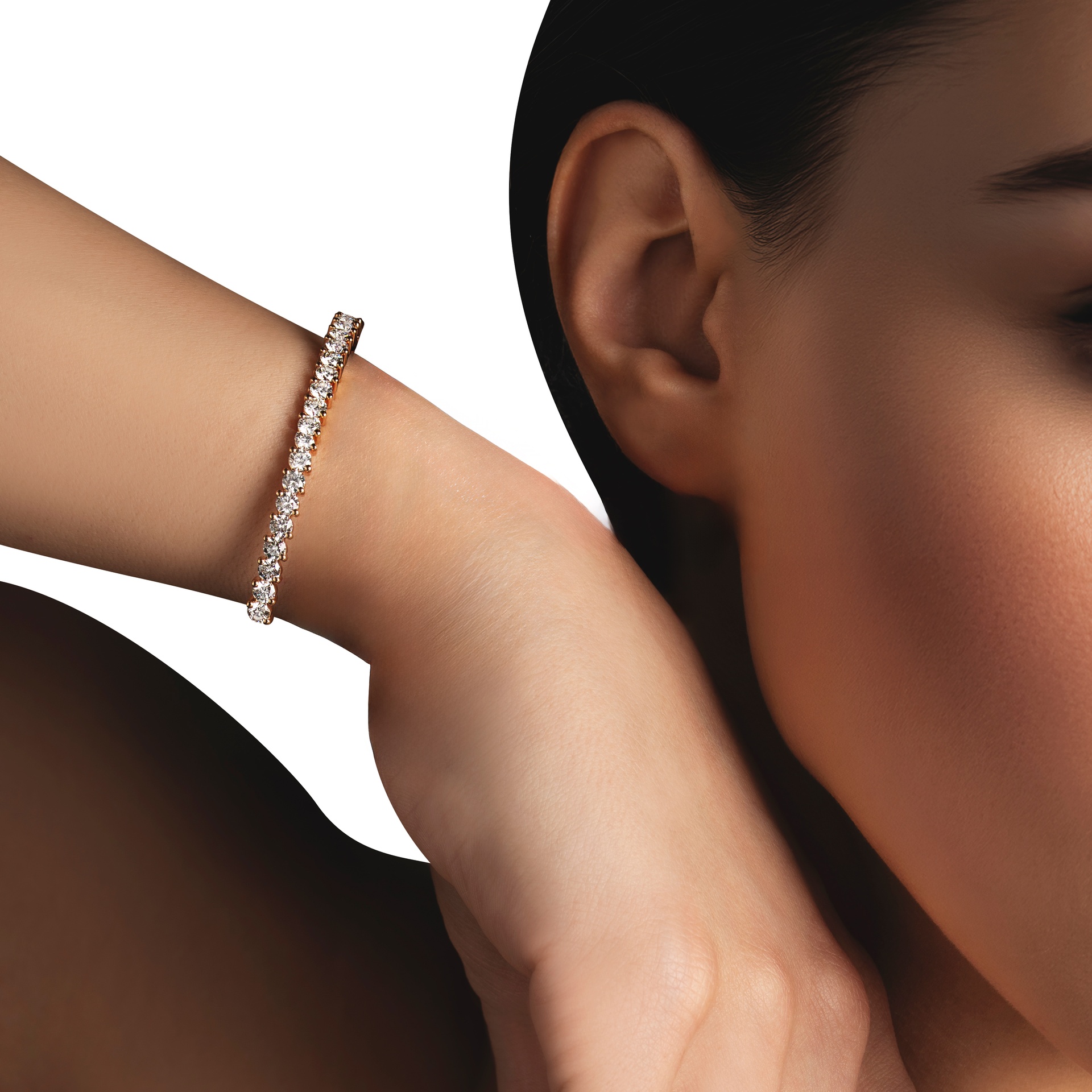 LUSSO BANGLE