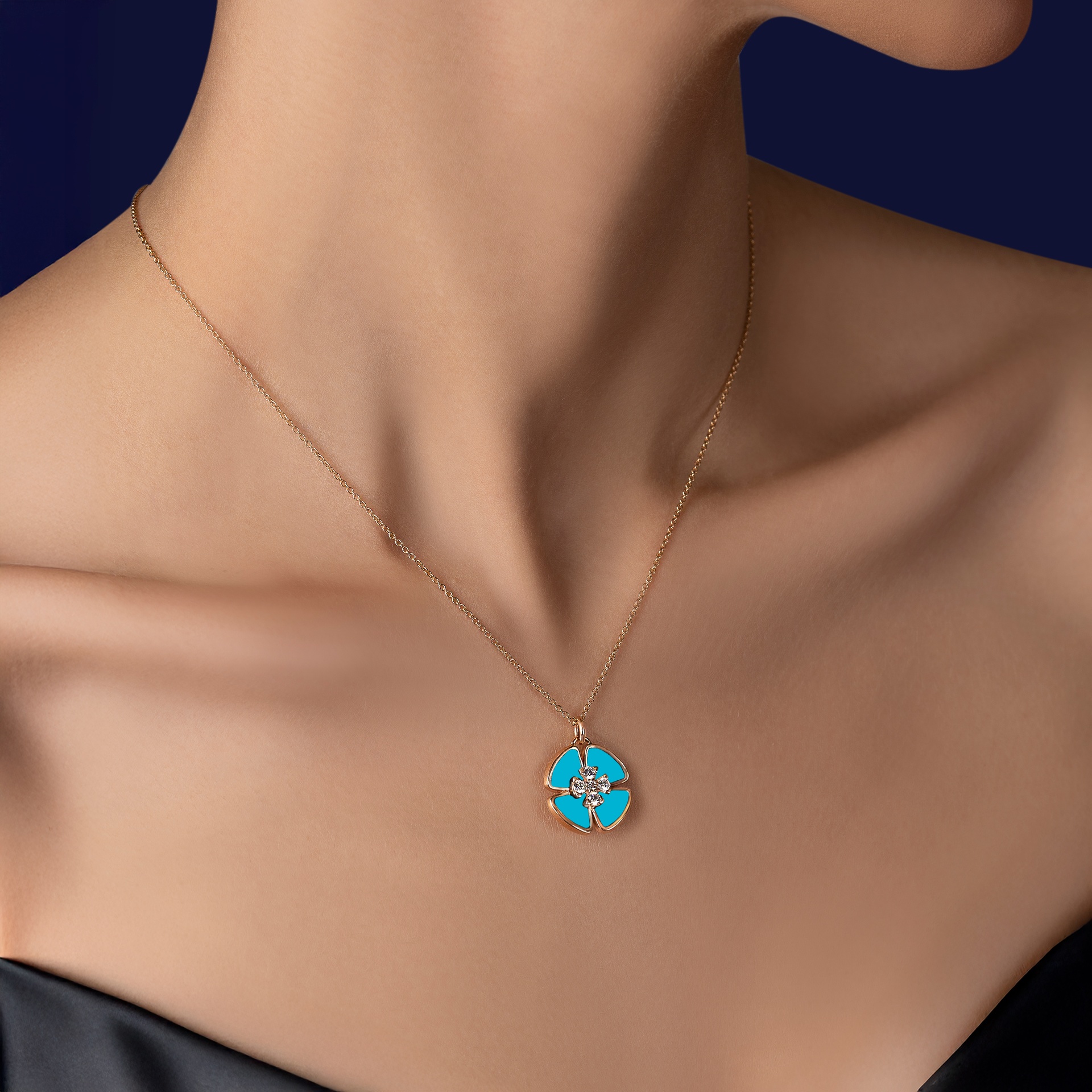 EVERBLOOM PENDANT (Medium Size)