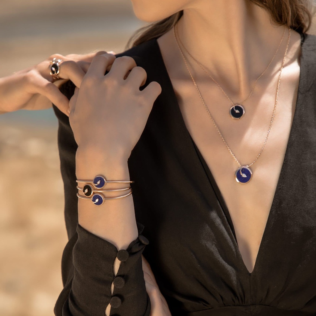 CODA di LEONE PENDANT (Medium Size)